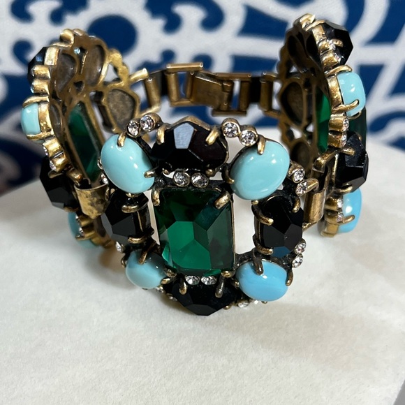 Beautiful J Crew Emerald Rhinestone Bead Bracelet - Picture 5 of 5